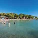 Διαμέρισμα Stunning In With Wifi Turanj