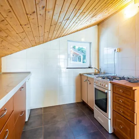 Amazing In With Kitchen