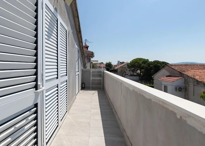 Stunning In With Wifi Apartman Turanj